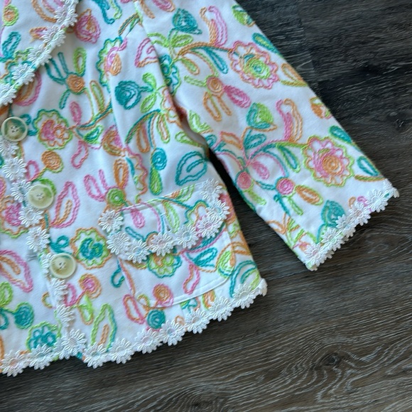 Gorgeous 3/4 sleeve embroidered blazer - Picture 3 of 4